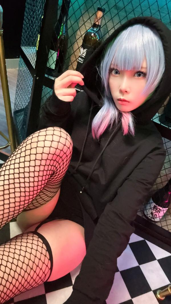    Maou Mo - Rabbit Miku 兔女郎角色扮演写真，漆皮连体装配渔网袜，绝美镜面自拍，性感二次元少女风主题 [57P]第27张图片