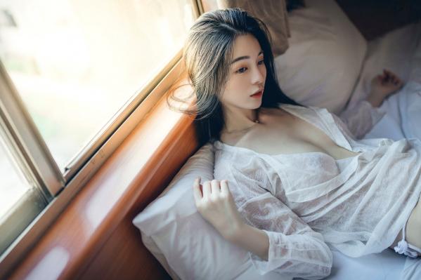    JVID辰辰超仙美人私房写真，居家卧室与纯欲浴室风，极致诱惑湿身透点，展现清纯与火辣的双重反差魅力第55张图片