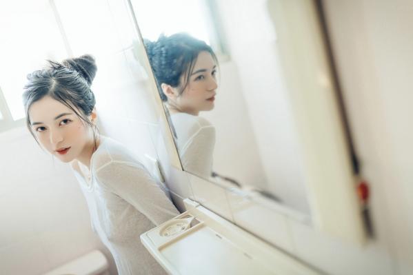    JVID辰辰超仙美人私房写真，居家卧室与纯欲浴室风，极致诱惑湿身透点，展现清纯与火辣的双重反差魅力第78张图片