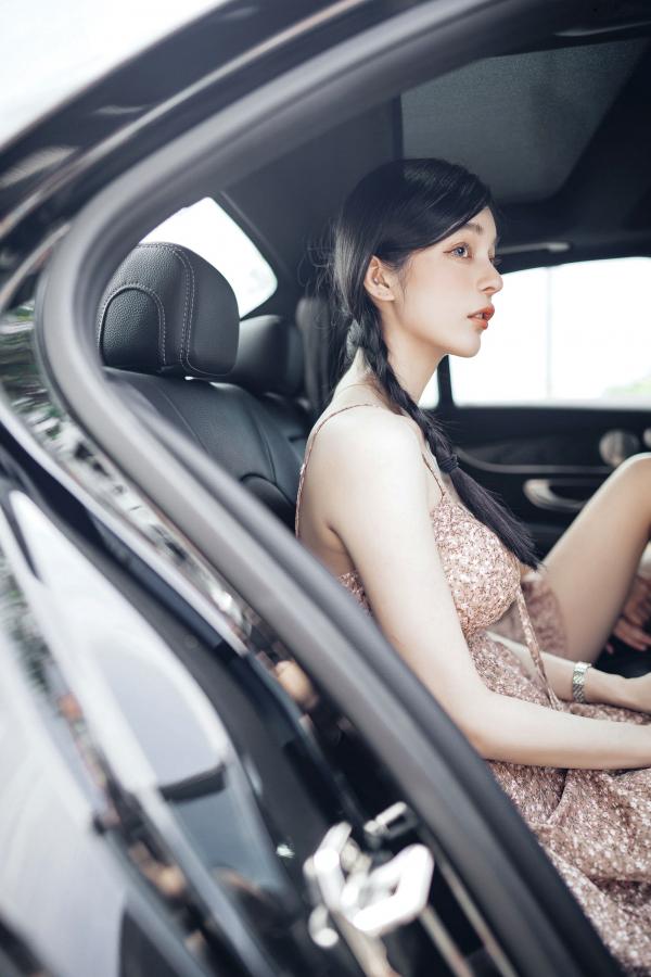    JVID-辰辰-飄飄-情色国王游戏-国王视角-绝美双姝私房诱惑-性感撩人服侍-谁才是国王-2022.06.03第8张图片