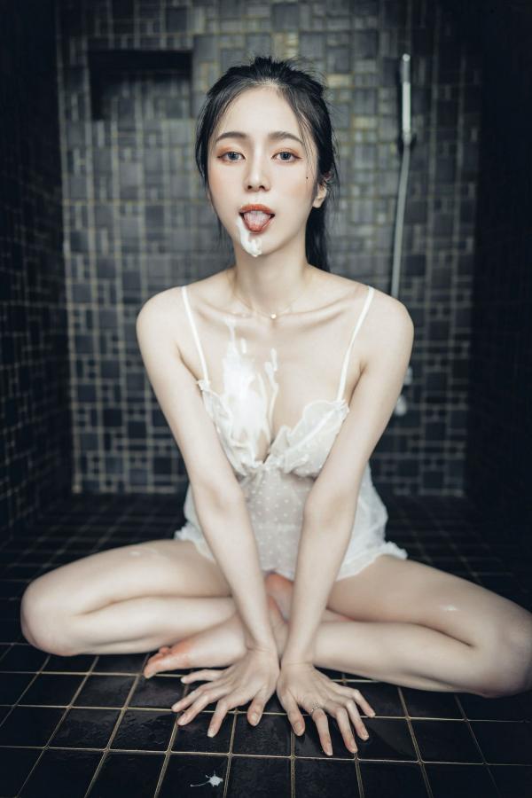    JVID-辰辰-飄飄-情色国王游戏-国王视角-绝美双姝私房诱惑-性感撩人服侍-谁才是国王-2022.06.03第57张图片