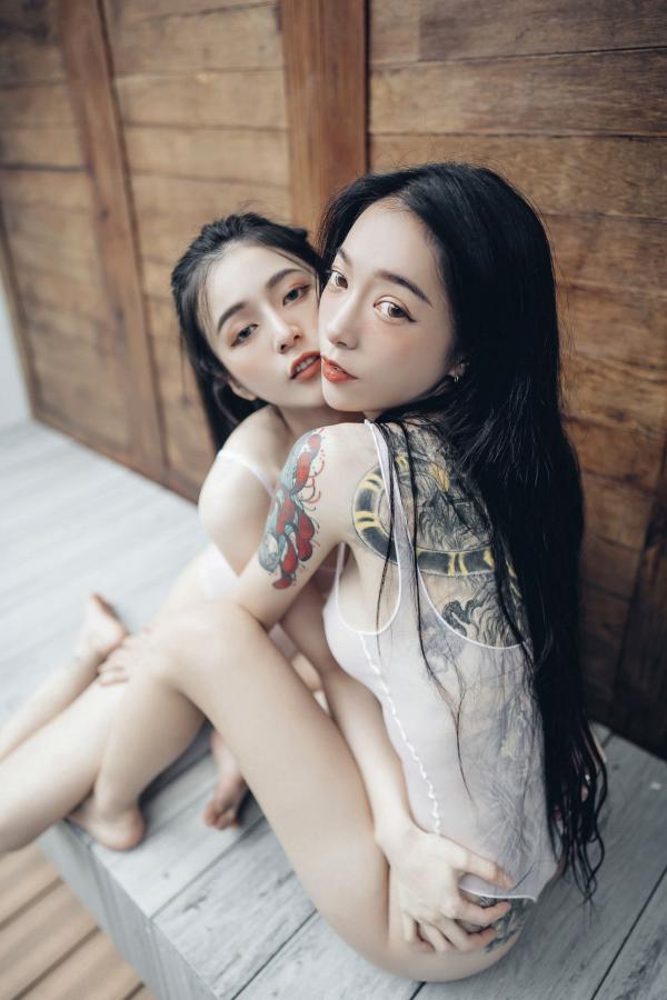    JVID-辰辰-飄飄-情色国王游戏-国王视角-绝美双姝私房诱惑-性感撩人服侍-谁才是国王-2022.06.03第76张图片