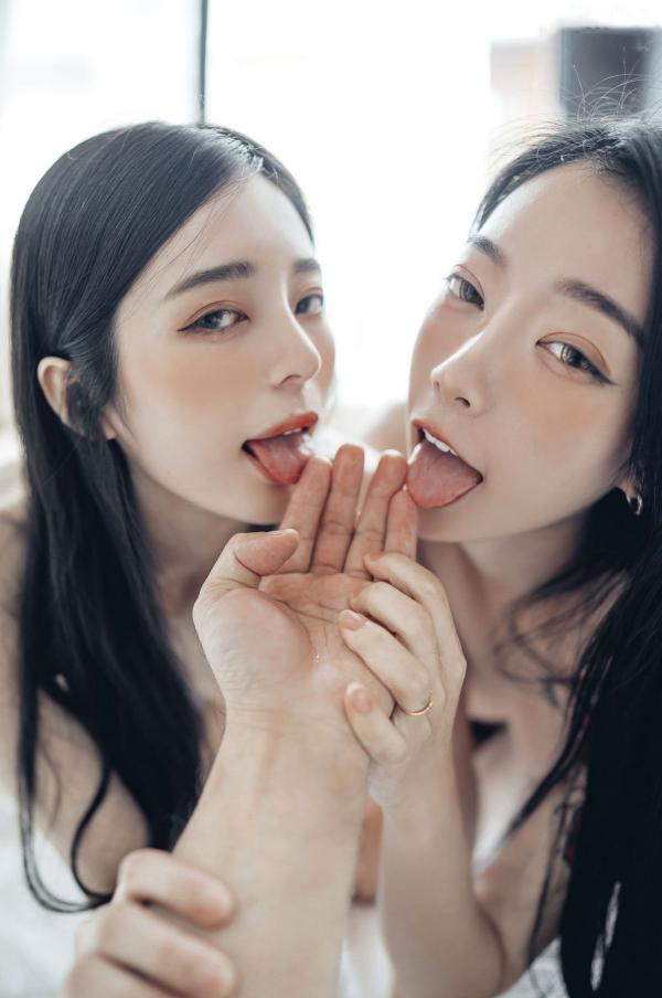    JVID-辰辰-飄飄-情色国王游戏-国王视角-绝美双姝私房诱惑-性感撩人服侍-谁才是国王-2022.06.03第126张图片