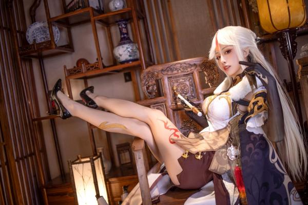    水淼-Aqua-凝光原神Cosplay古风写真，古典韵味与极致诱惑完美碰撞，诠释御姐绝美身姿第11张图片