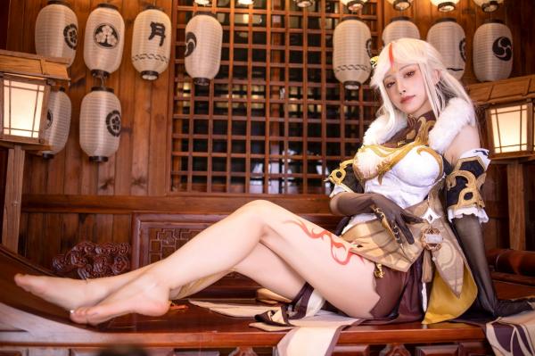    水淼-Aqua-凝光原神Cosplay古风写真，古典韵味与极致诱惑完美碰撞，诠释御姐绝美身姿第24张图片