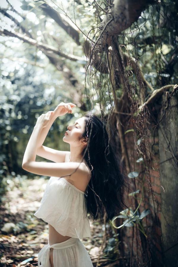    JVID-辰辰-绝美户外写真-比基尼海滩度假-清新可爱与性感诱惑并存-生日特别呈现第4张图片