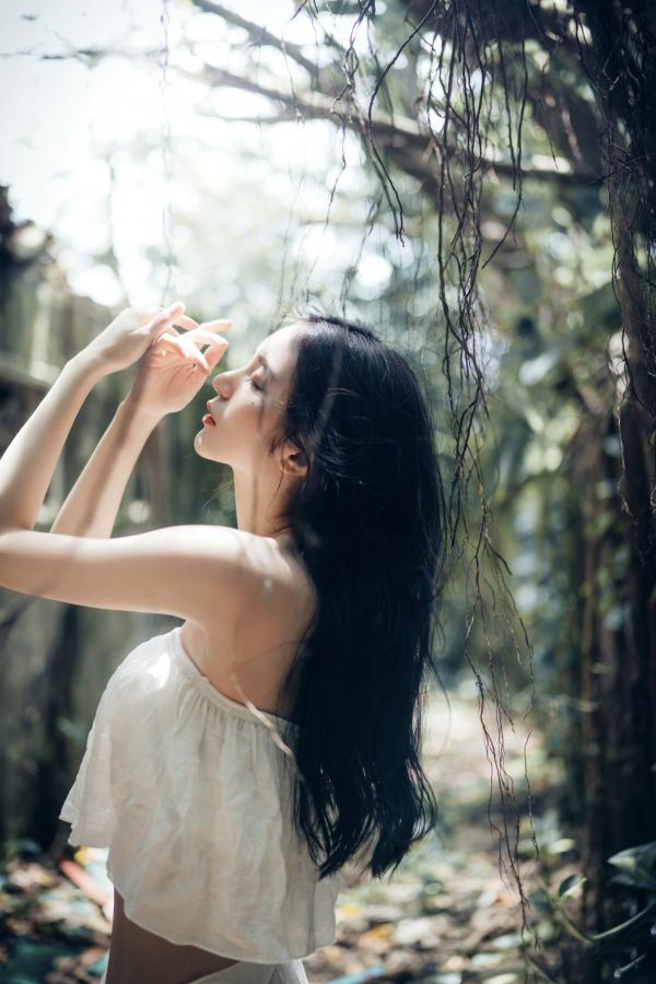    JVID-辰辰-绝美户外写真-比基尼海滩度假-清新可爱与性感诱惑并存-生日特别呈现第5张图片