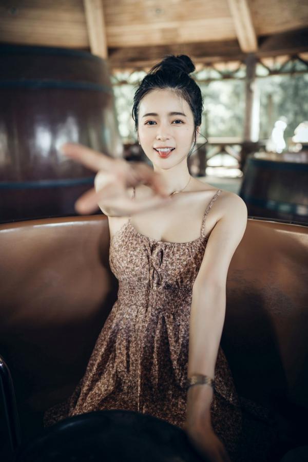    JVID-辰辰-绝美户外写真-比基尼海滩度假-清新可爱与性感诱惑并存-生日特别呈现第38张图片