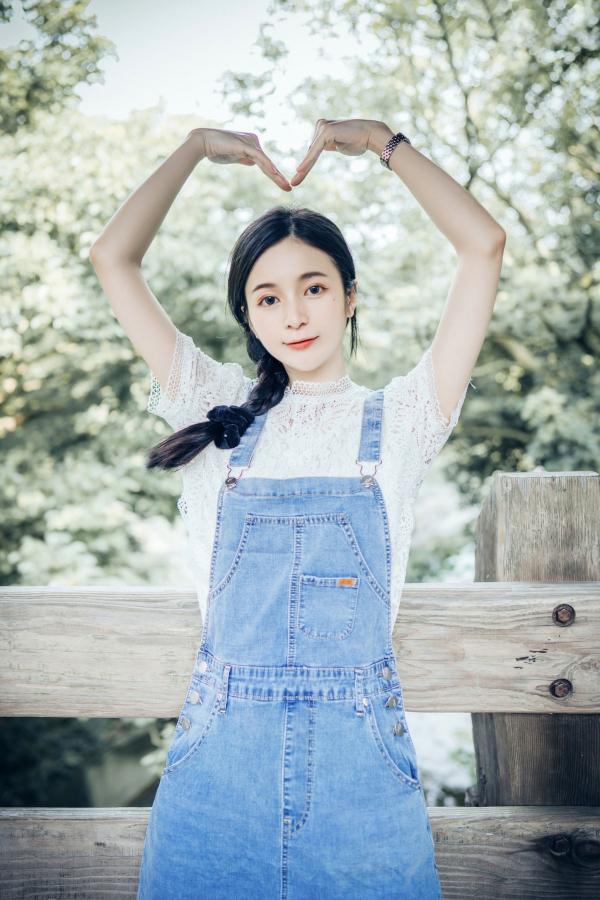    JVID-辰辰-绝美户外写真-比基尼海滩度假-清新可爱与性感诱惑并存-生日特别呈现第42张图片