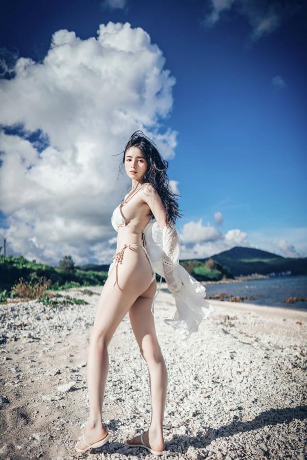    JVID-辰辰-绝美户外写真-比基尼海滩度假-清新可爱与性感诱惑并存-生日特别呈现第59张图片