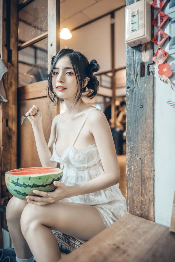    JVID-辰辰-绝美户外写真-比基尼海滩度假-清新可爱与性感诱惑并存-生日特别呈现第87张图片