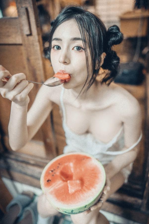    JVID-辰辰-绝美户外写真-比基尼海滩度假-清新可爱与性感诱惑并存-生日特别呈现第89张图片