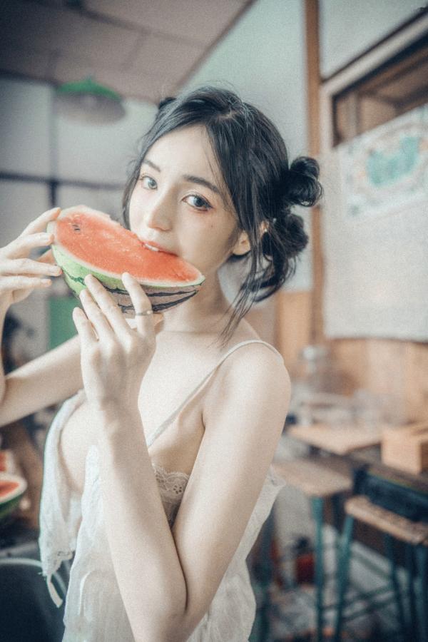    JVID-辰辰-绝美户外写真-比基尼海滩度假-清新可爱与性感诱惑并存-生日特别呈现第104张图片