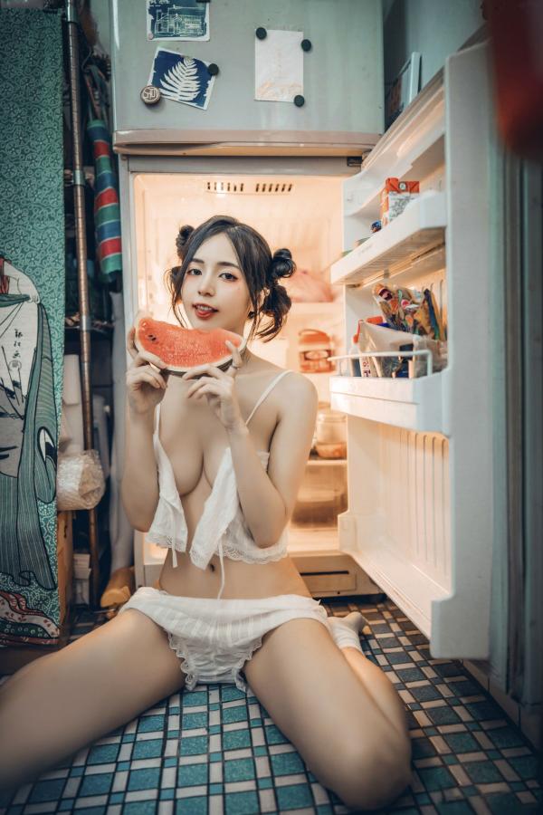    JVID-辰辰-绝美户外写真-比基尼海滩度假-清新可爱与性感诱惑并存-生日特别呈现第111张图片