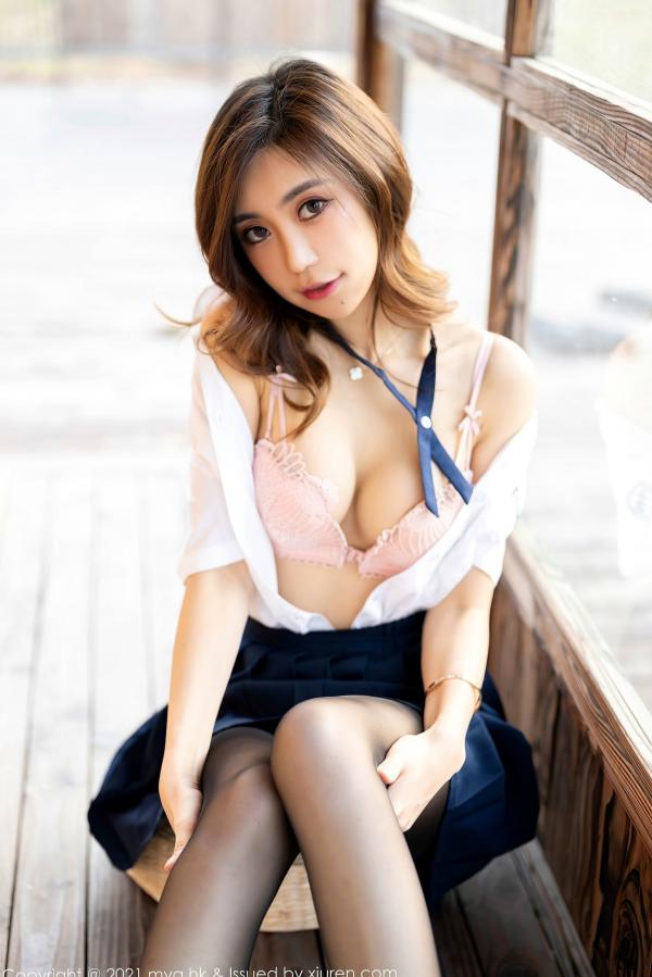    MyGirl美媛馆：绮里嘉Ula日式榻榻米私房写真，校服诱惑粉色蕾丝内衣配黑丝，极品美腿尽显极致性感，无圣光大尺度动人瞬间第40张图片