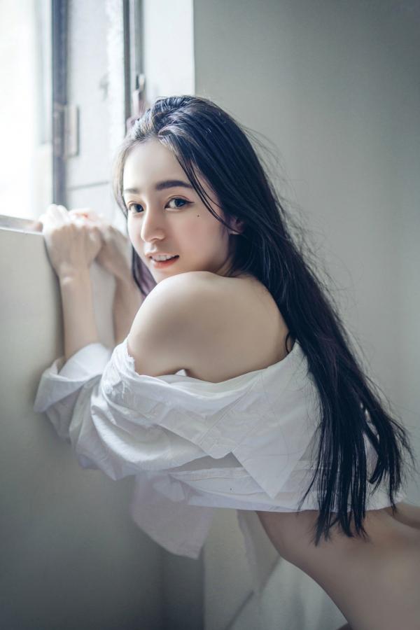    JVID辰辰浴室私房写真：湿身沐浴大尺度拍摄，性感曲线女神诱惑视觉盛宴第38张图片