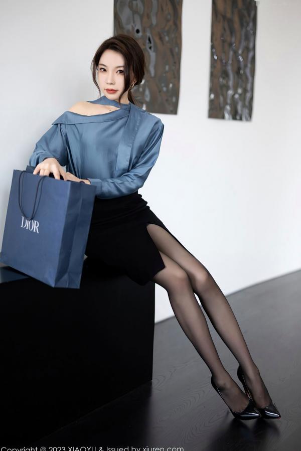    XiaoYu语画界-979-徐莉芝：灰蓝衬衫黑丝OL职场风，黑色蕾丝内衣尽显极品身材，性感私房诱惑系列第4张图片