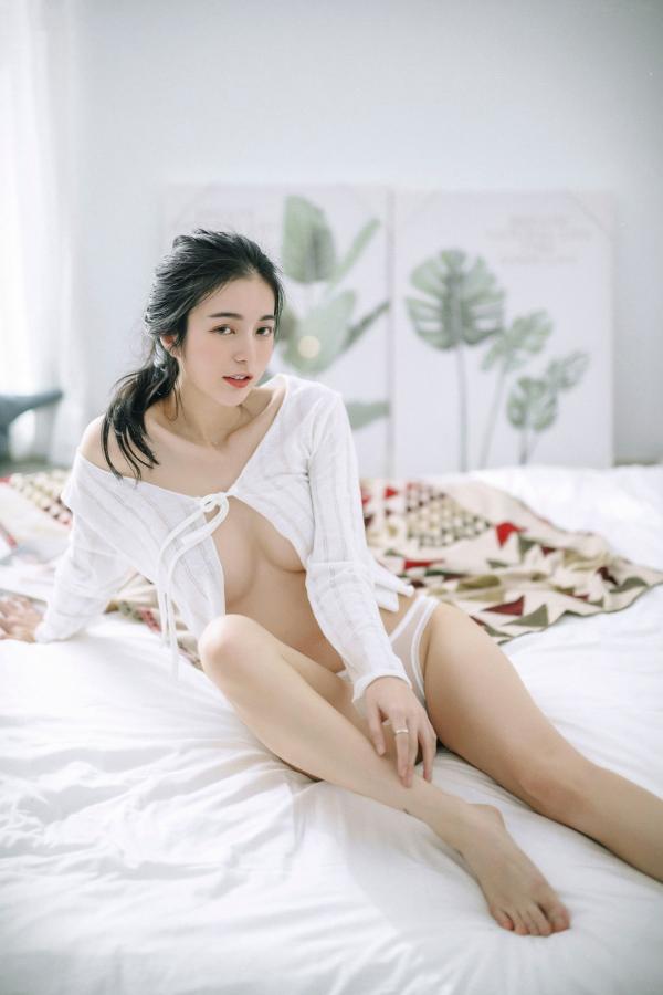    JVID-辰辰-仙女下凡玩游戏输了成为任你使唤让你舒服的一日女友-室内私房透视诱惑清新家居写真-2022.01.06第71张图片