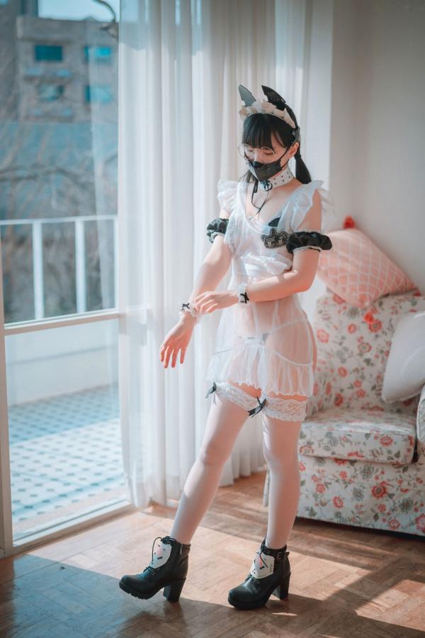    韩国美女Jenny-정제니-赛博朋克科技女仆-豪宅私房制服诱惑-DJAWA写真第18张图片