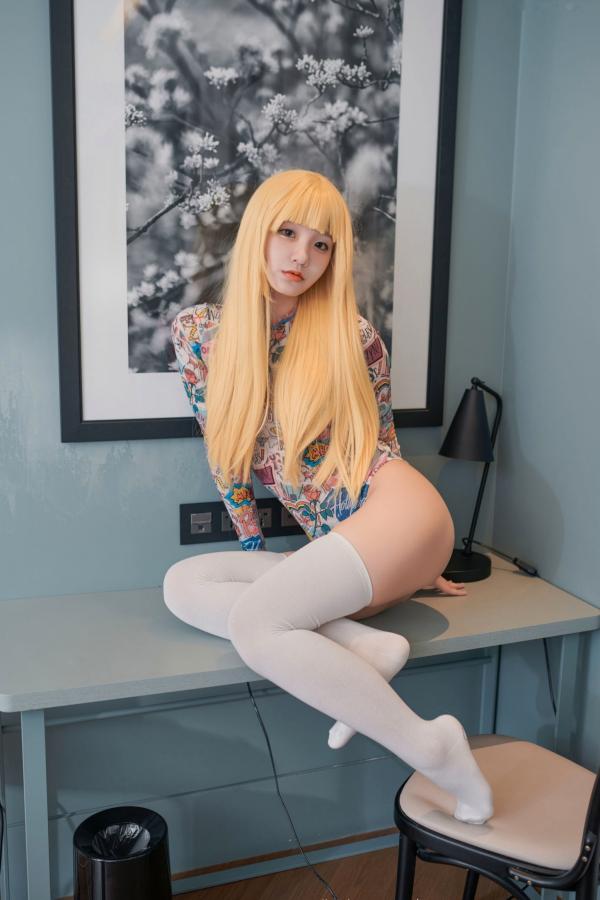    韩国美女-Jenny(정제니)-ARTGRAVIA_133：极致私房写真，酒店床铺间的性感内衣诱惑，展现傲人身材第35张图片