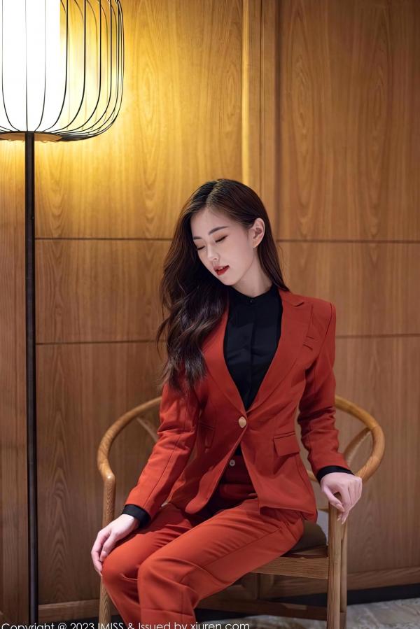    IMiss爱蜜社-717-杨紫嫣Candy：职场OL衬衫与黑丝内衣私房写真，气质性感优雅诱惑第3张图片