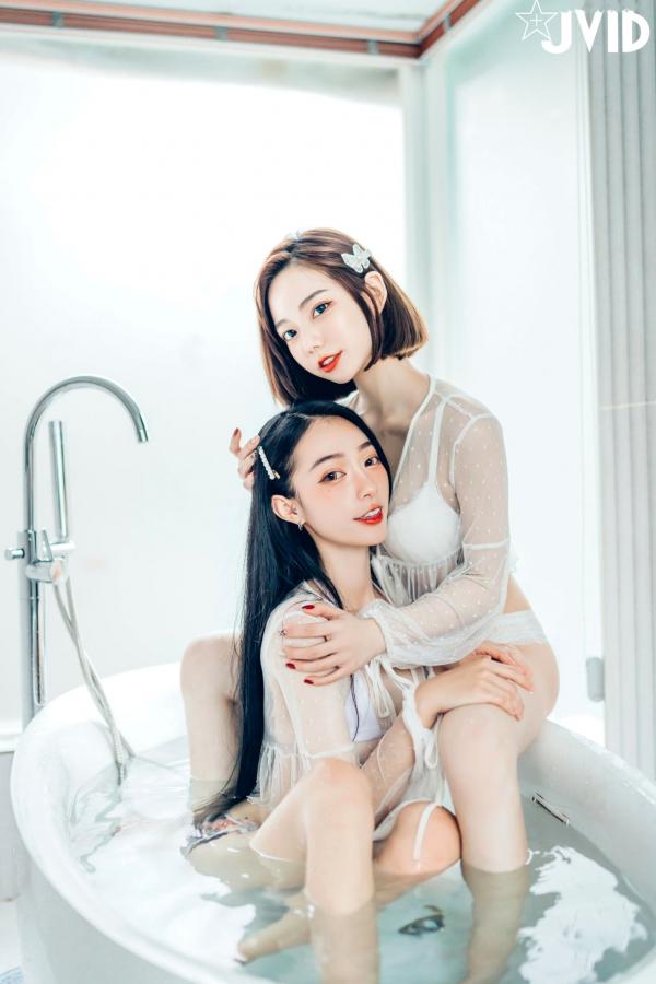    JVID飘飘与啾啾：情人节女神姐妹花，纯白连体衣诱惑私房照，性感气质双重魅力大赏第115张图片