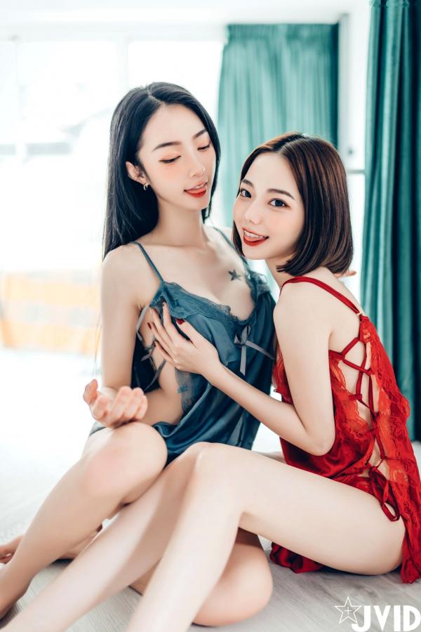    JVID飘飘与啾啾：情人节女神姐妹花，纯白连体衣诱惑私房照，性感气质双重魅力大赏第145张图片