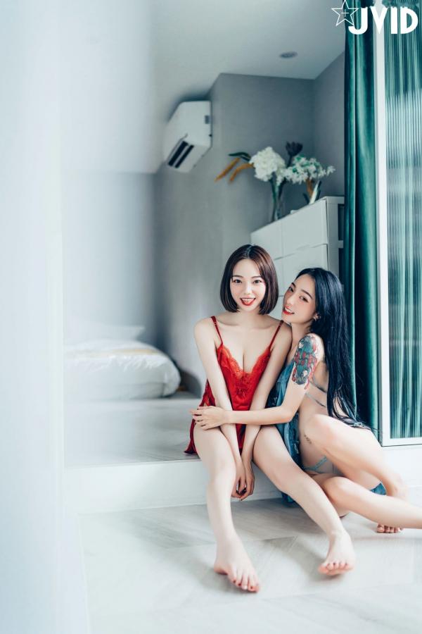    JVID飘飘与啾啾：情人节女神姐妹花，纯白连体衣诱惑私房照，性感气质双重魅力大赏第157张图片