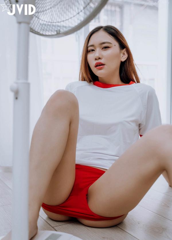    JVID-Jessica-Lo-罗颖-女子校生的秘密-清纯JK制服私房大尺度角色扮演写真第32张图片