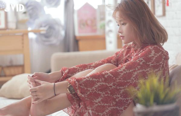    JVID-黎妍-出租女友-音乐才女用恋爱的感觉帮你补满元气(性感私房、大尺度写真、女神福利)第63张图片