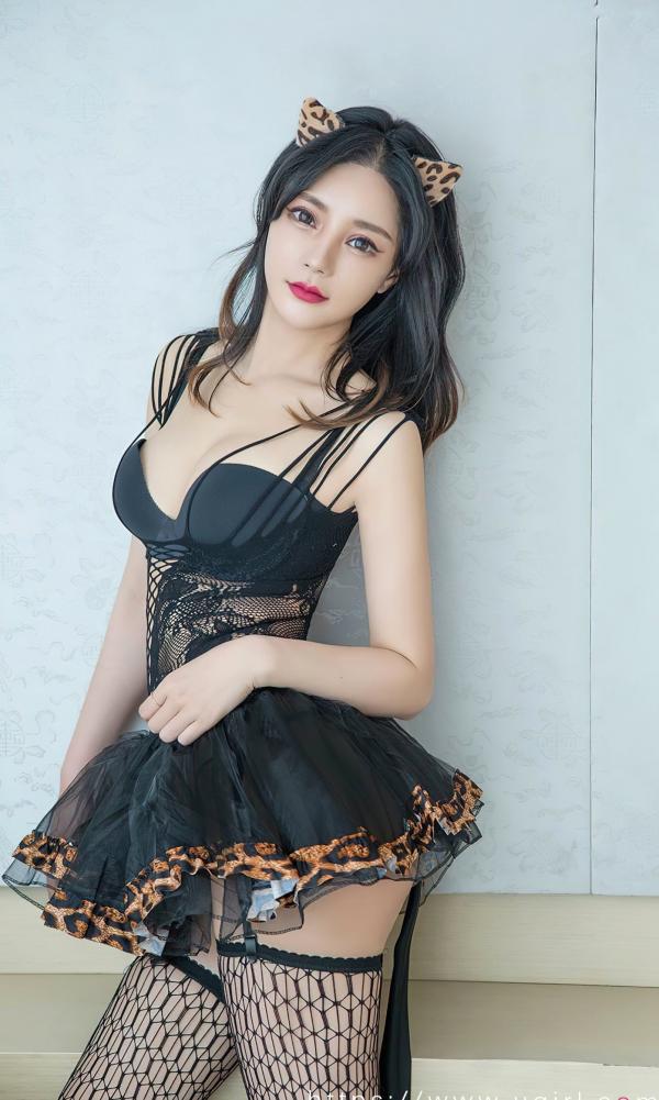    UGirlsApp尤果圈于暖暖《无边荒原》系列：性感机车女神、黑丝诱惑街拍与私房大片合集第34张图片
