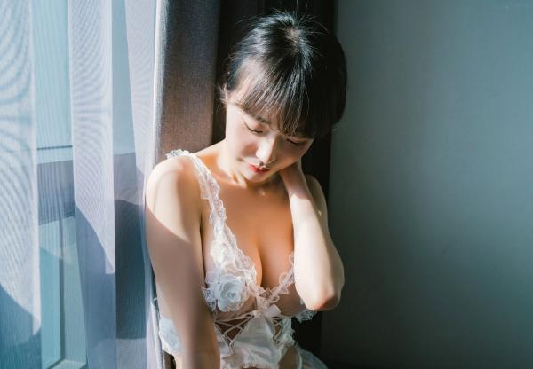    韩国美女Jucy-那一天-唯美纯欲私房内衣大片-精致蕾丝诱惑-Moon-Night-Snap第20张图片
