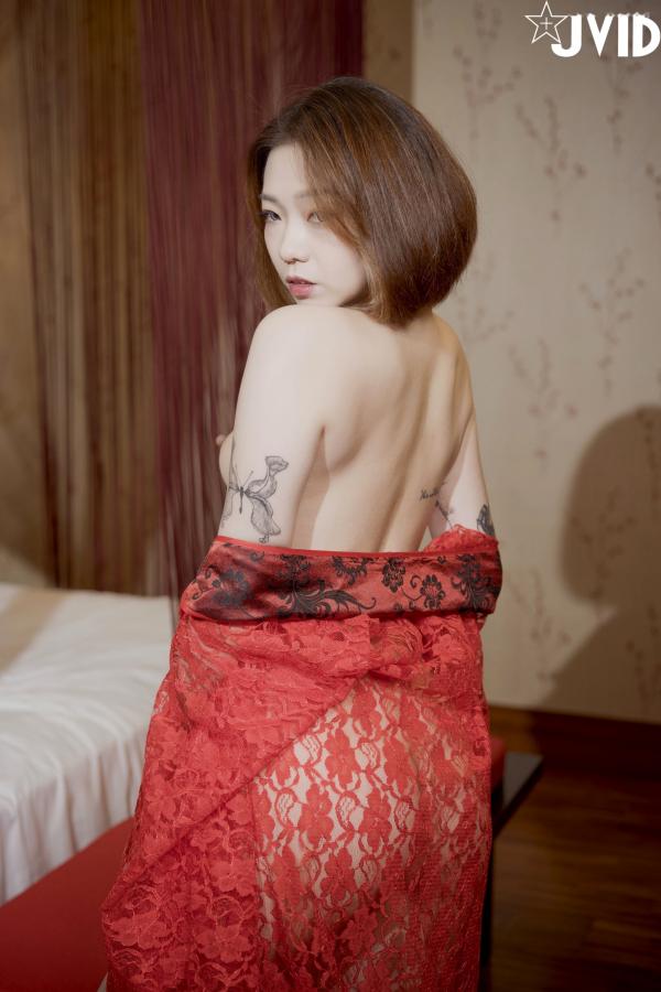    JVID雅捷、安妮古风精品大片：红纱缠绵，极致诱惑的双人翻云覆雨写真第49张图片