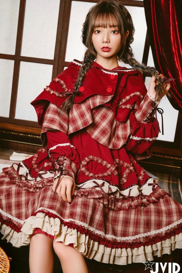    JVID-啾啾-啾啾の奇妙な冒険-小紅帽小公主-角色扮演童话风复古写真-No.604第4张图片