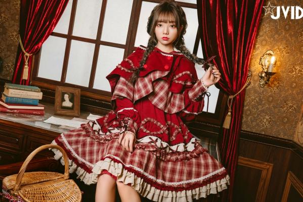    JVID-啾啾-啾啾の奇妙な冒険-小紅帽小公主-角色扮演童话风复古写真-No.604第5张图片