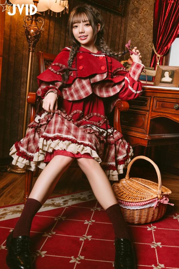    JVID-啾啾-啾啾の奇妙な冒険-小紅帽小公主-角色扮演童话风复古写真-No.604第13张图片