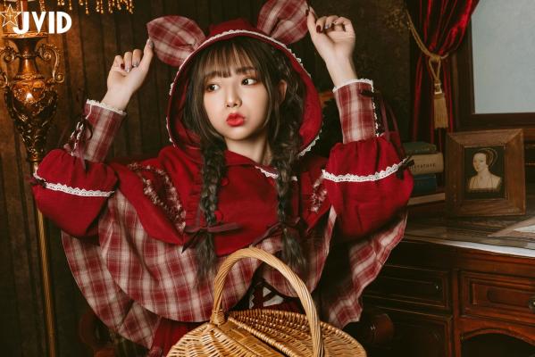    JVID-啾啾-啾啾の奇妙な冒険-小紅帽小公主-角色扮演童话风复古写真-No.604第26张图片