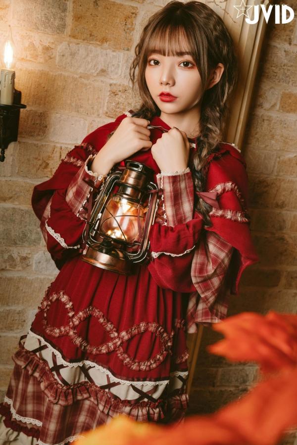    JVID-啾啾-啾啾の奇妙な冒険-小紅帽小公主-角色扮演童话风复古写真-No.604第51张图片
