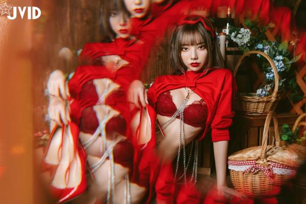    JVID-啾啾-啾啾の奇妙な冒険-小紅帽小公主-角色扮演童话风复古写真-No.604第64张图片