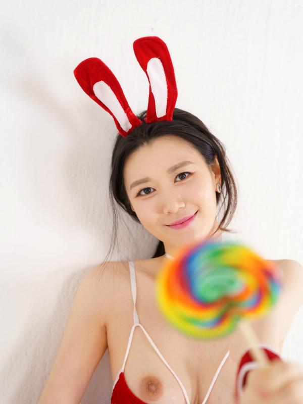    韩国美女Nara圣诞兔女郎Cosplay私房大赏，红粉诱惑，极致性感，居家高颜值尤物第33张图片