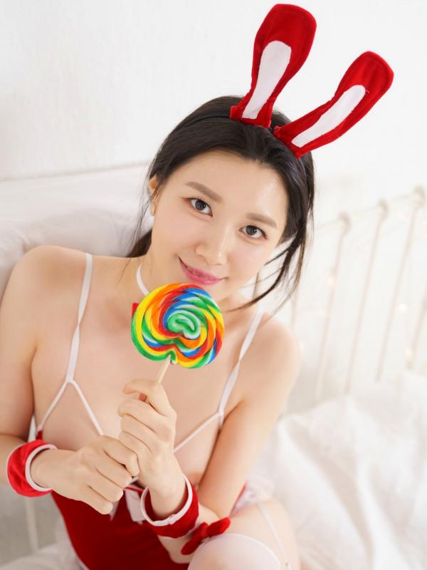    韩国美女Nara圣诞兔女郎Cosplay私房大赏，红粉诱惑，极致性感，居家高颜值尤物第34张图片