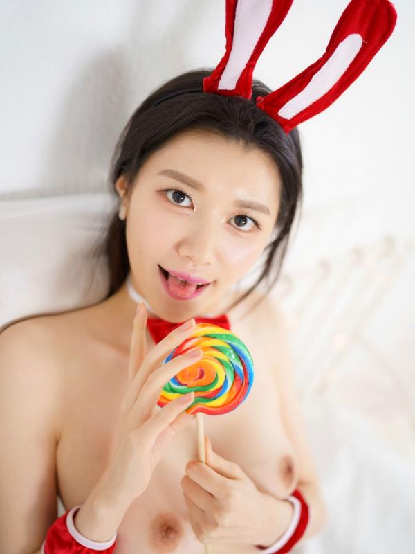    韩国美女Nara圣诞兔女郎Cosplay私房大赏，红粉诱惑，极致性感，居家高颜值尤物第40张图片