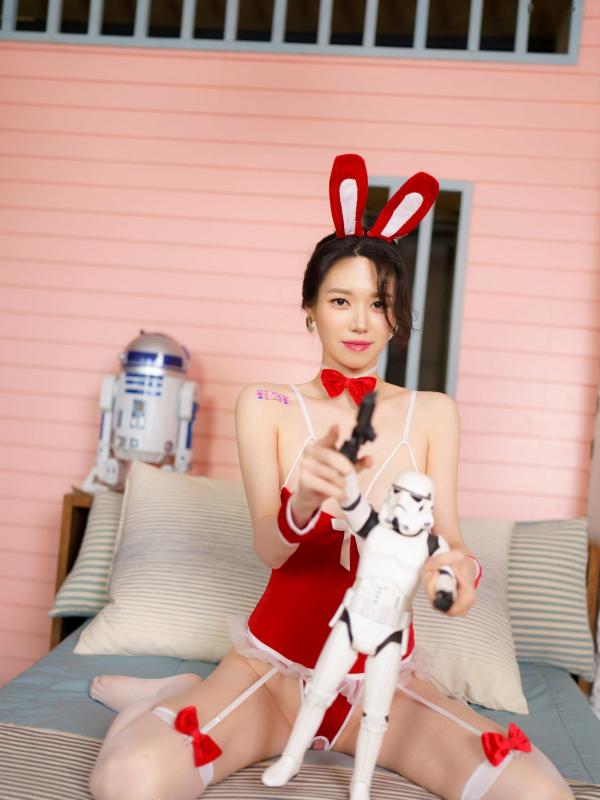    韩国美女Nara圣诞兔女郎Cosplay私房大赏，红粉诱惑，极致性感，居家高颜值尤物第90张图片