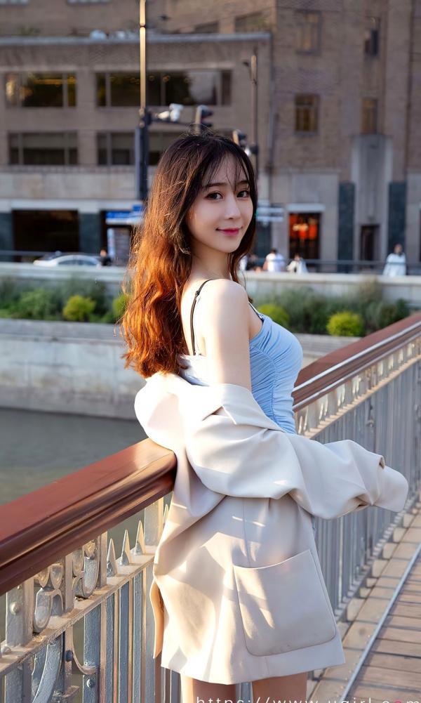    UGirls尤果合辑-2638-《更好的我们》：欣凌性感私房街拍写真，呈现多面诱惑与绝美气质女神高清套图第25张图片