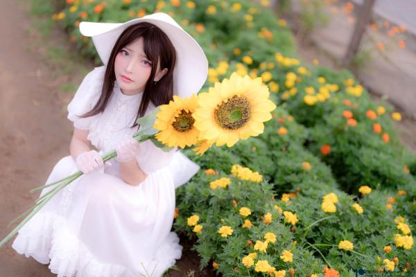    Fantasy-Factory-小丁Ding-八尺大人-Hachishaku-sama-2022.12-户外cos-性感写真-大尺度-白嫩女神第27张图片