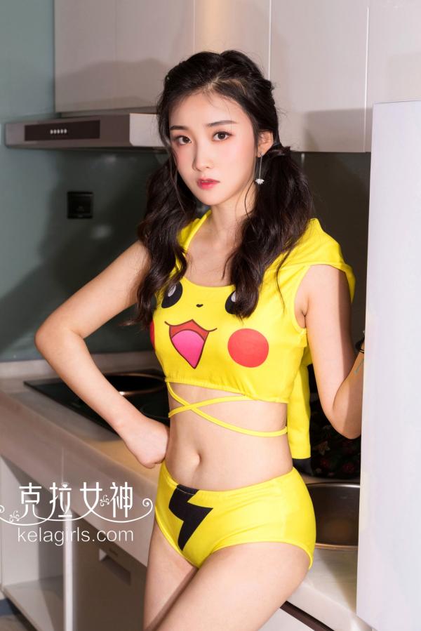    《KelaGirls克拉女神》馨馨《伦家萌萌哒》皮卡丘主题写真，灵动双马尾居家角色扮演，元气少女心动呈现第2张图片