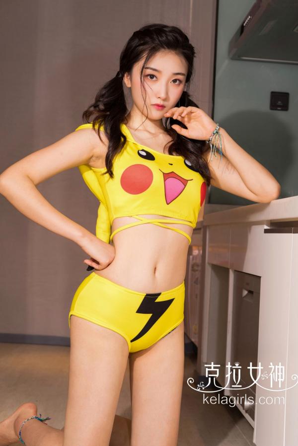    《KelaGirls克拉女神》馨馨《伦家萌萌哒》皮卡丘主题写真，灵动双马尾居家角色扮演，元气少女心动呈现第23张图片