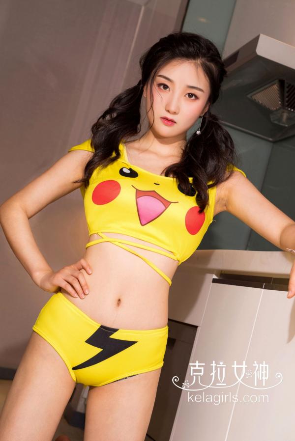    《KelaGirls克拉女神》馨馨《伦家萌萌哒》皮卡丘主题写真，灵动双马尾居家角色扮演，元气少女心动呈现第26张图片