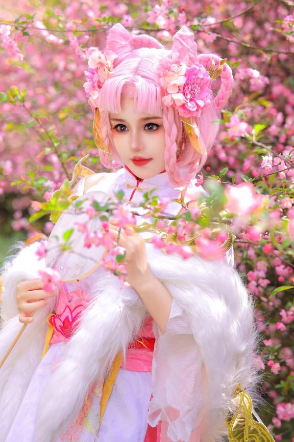    桃暖酱-王者荣耀嫦娥Cosplay花海唯美写真，绝美古风诱惑大尺度套图第7张图片