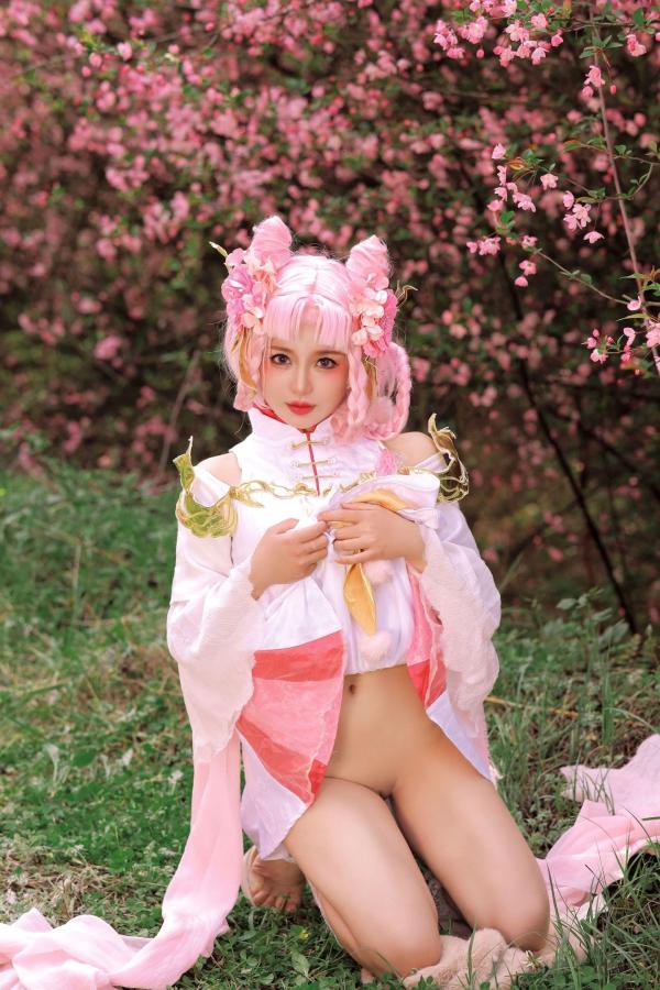    桃暖酱-王者荣耀嫦娥Cosplay花海唯美写真，绝美古风诱惑大尺度套图第23张图片